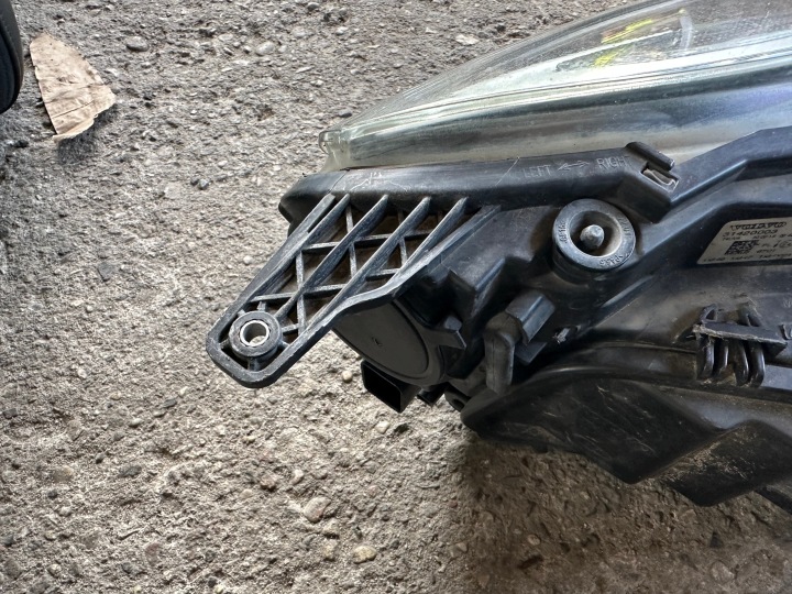 фото №10, Volvo v40 ii v40 crosscountry фара передняя левая обычная h7 12-19r