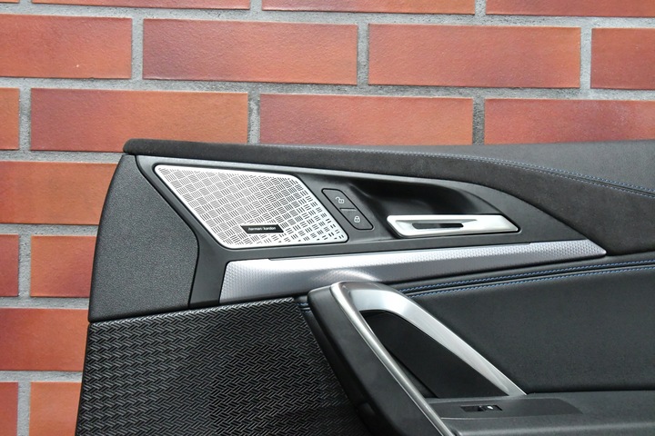 фото №9, Оббивка боковина двері праві права перед bmw x2 u10 harman синя нитка