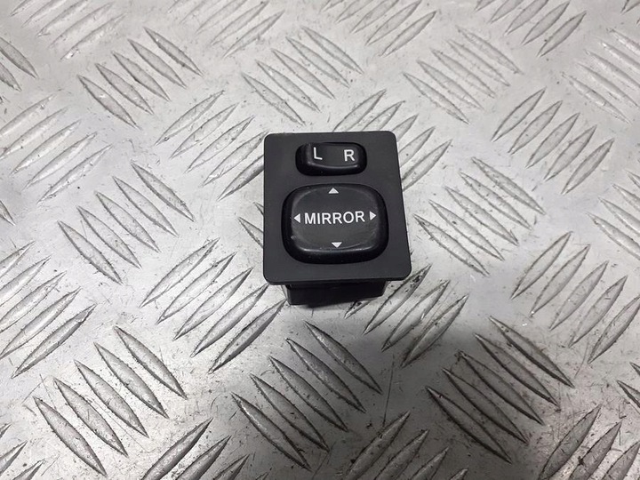 фото №1, Панель регулювання дзеркал toyota avensis verso