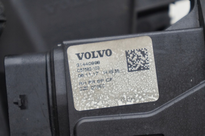 фото №6, Volvo xc60 ii замок двері праві перед 31440998