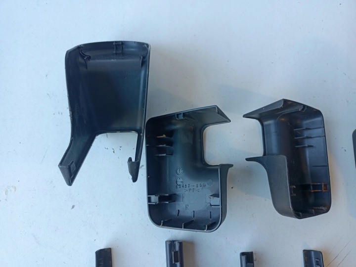 фото №5, Заглушки сидений перед suzuki ignis subaru justy 03-08