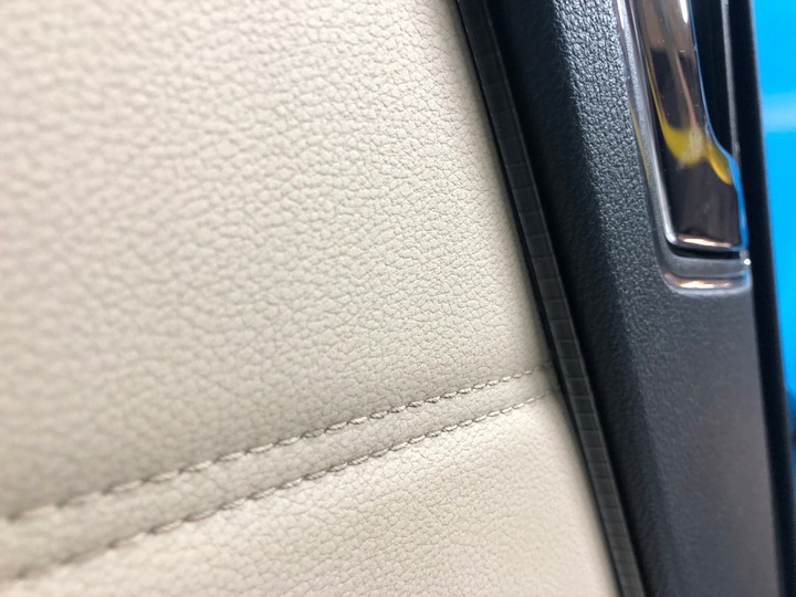 фото №12, Mercedes w212 оббивка боковина двері праві зад