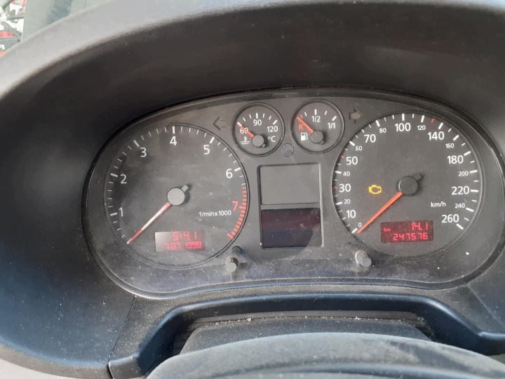 фото №15, Спідометр  audi a3 8l1 1.6 8v 102 - bfq 8l0920900f