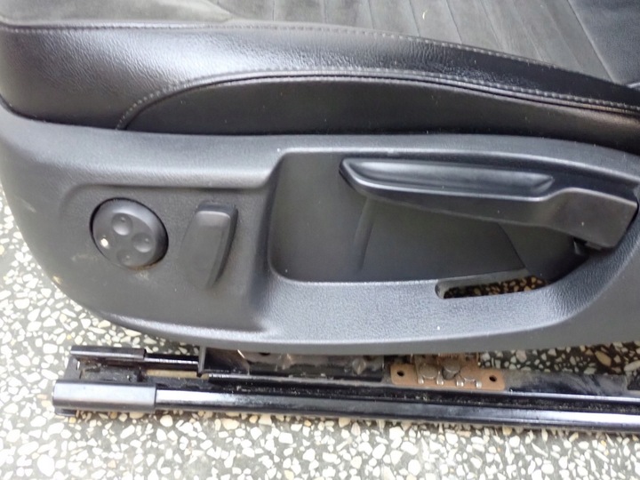 фото №8, Комплект сидений европа оригинал vw passat b7 12r