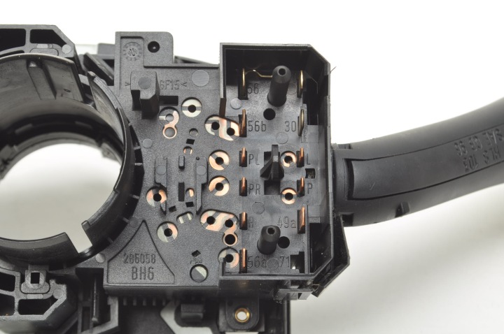 фото №10, Volkswagen new beetle переключатель комбинированный шлейф 1j0959654ag