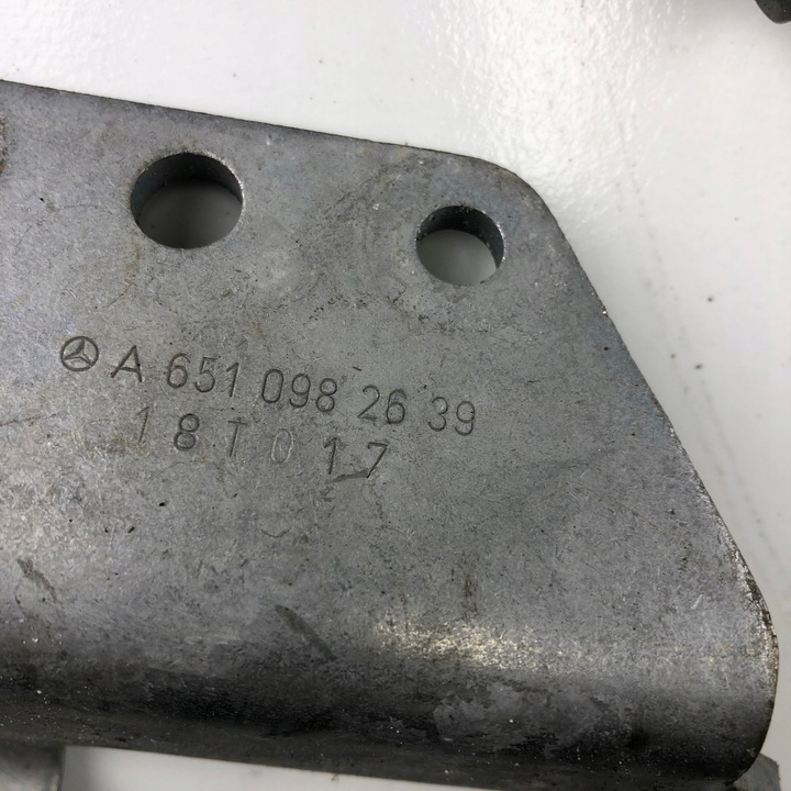 фото №13, Лапи тримач зачіп mercedes sprinter vito 2.2 2018