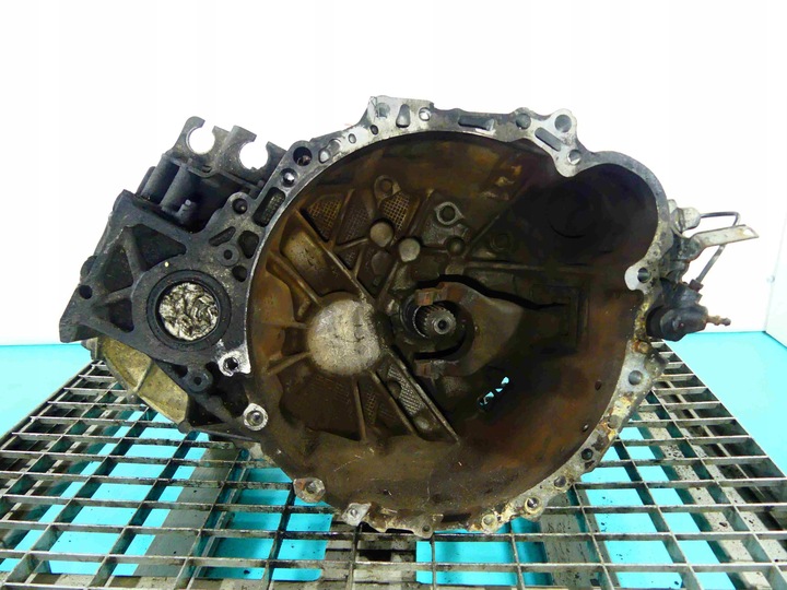 фото №2, Коробка передач коробки передач toyota corolla verso i 2.0 d4d