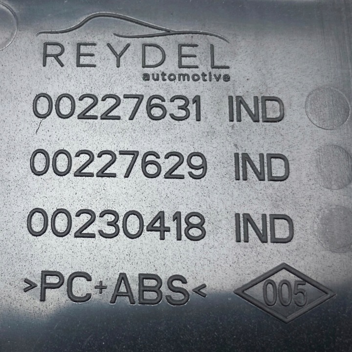 фото №14, Бардачок панели nad радио renault captur i рестайлинг 685106065r