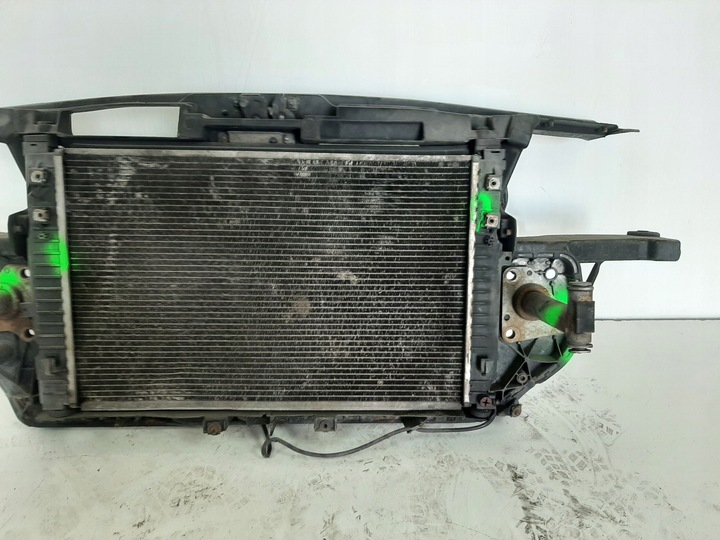 фото №10, Audi a6 c5 2.4 30v 01r pas переднє радіаторів вентилятор 4b0805594