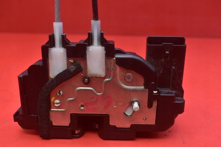 фото №6, Замок двері лівий зад задній 81410-1j520 hyundai i20 1 i 5d hb рестайлінг 12-14