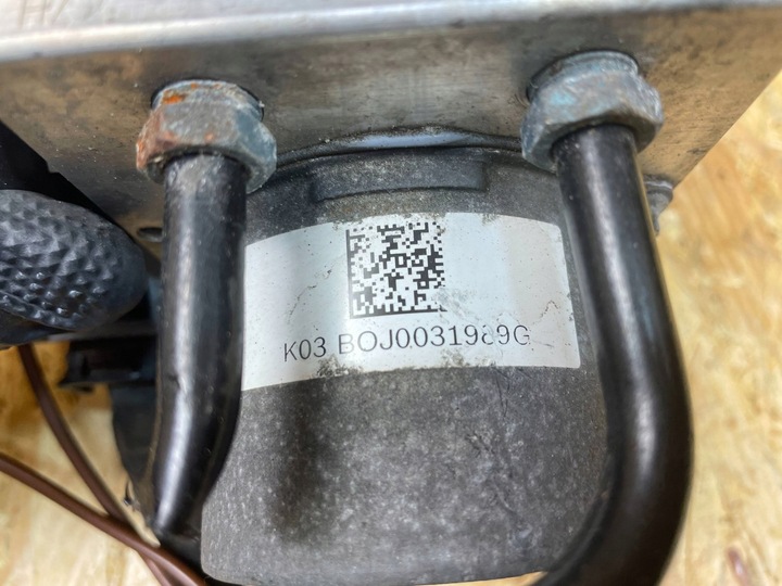 фото №12, Насос гальмівна блок керування abs audi a4 b9 a5 8w 2.0tdi 8w0907379e 8w0907379j