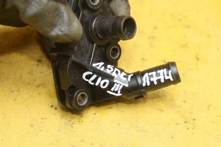 фото №7, Штуцер воды 1.5dci clio iii 8200307174