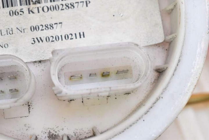 фото №10, Помпа насос пального 3w0201021h bentley continental 1 i gt 6.0 w12 560 km