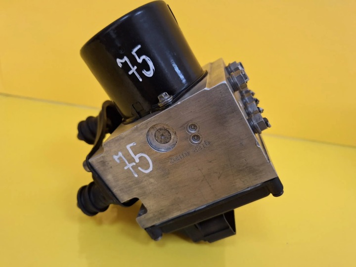 фото №5, Насос модуль управления abs 3c0614095m vw passat b6 nr75