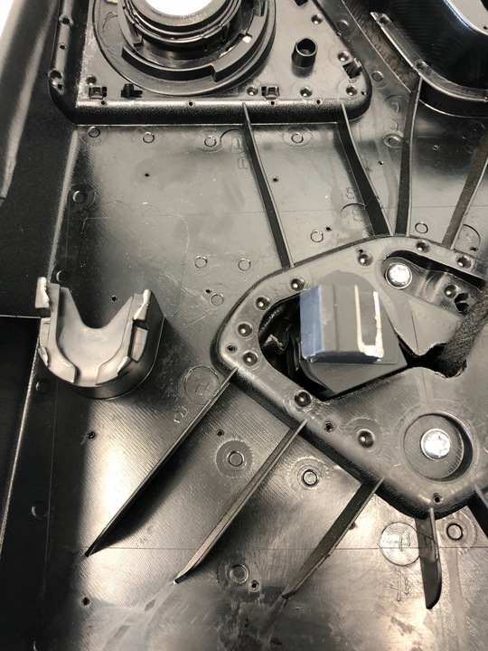 фото №6, Боковина дверь левый зад audi q5 8r