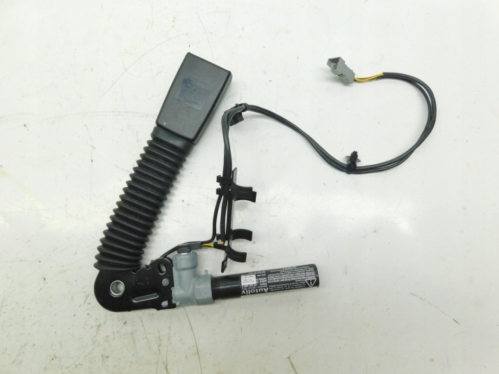 AGRAFE COURROIE DROITE AVANT 7211592 MINI COOPER R55 R56 R57 R58 R59 R61 610182300d
