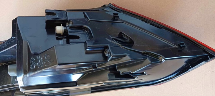 фото №11, Audi tt tt rs лампа зад led ліва права нова 8s0945095g 8s0945096g