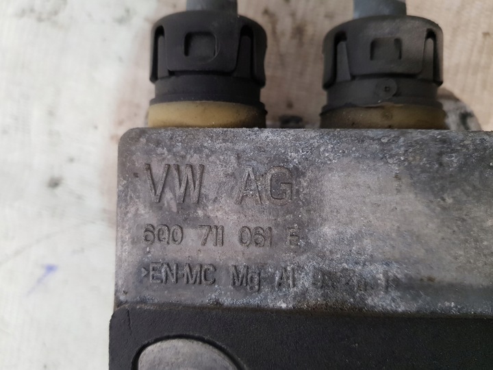 фото №12, Домкрат зміни коробки передач 6q0711061e seat vw 1.4