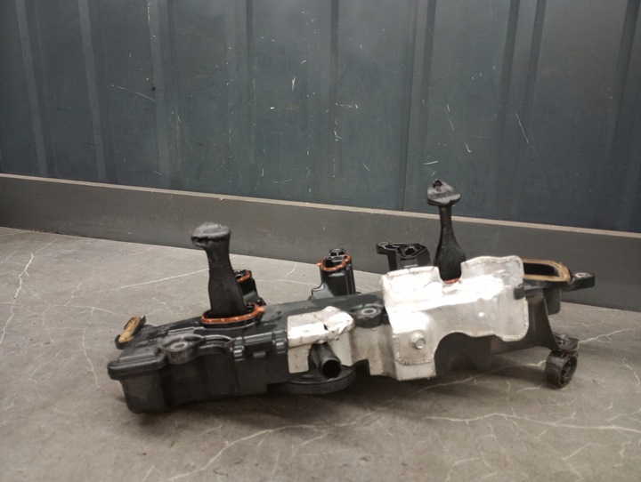 фото №9, 118305765r кришка клапанів renault master 2.3 dci