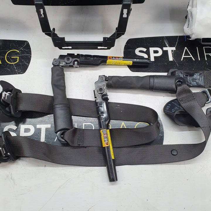 фото №9, Astra k 5 v панель консоль подушки ремни подушка безопасности