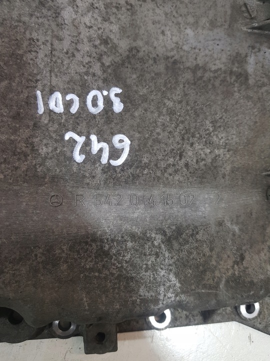 фото №14, Основание поддон масляной w251 3.0 cdi 224km 642950