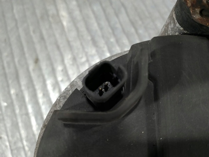 фото №8, Генератор водяной renault scenic ii 03-09 2549098a 1.9 dci