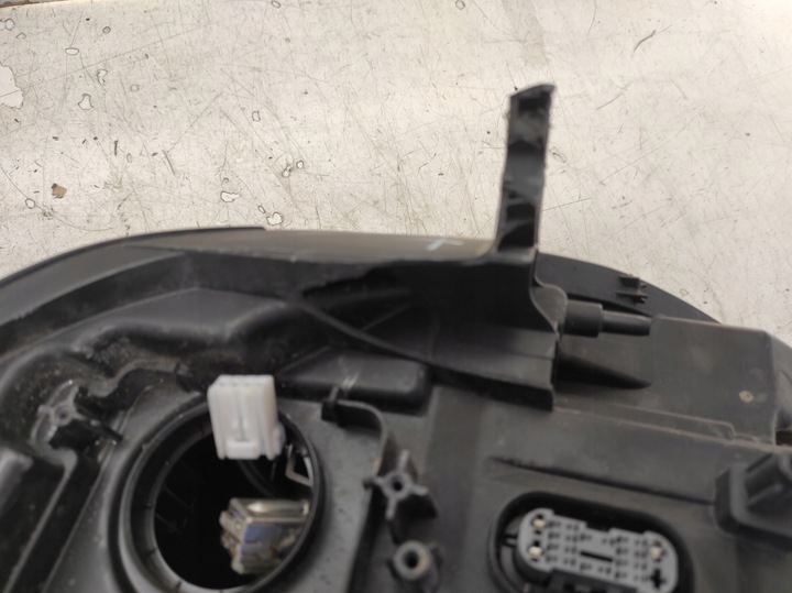 фото №11, Audi a6 c7 11-14 лампа ліва перед ксенон 4g0941753e -запчастини