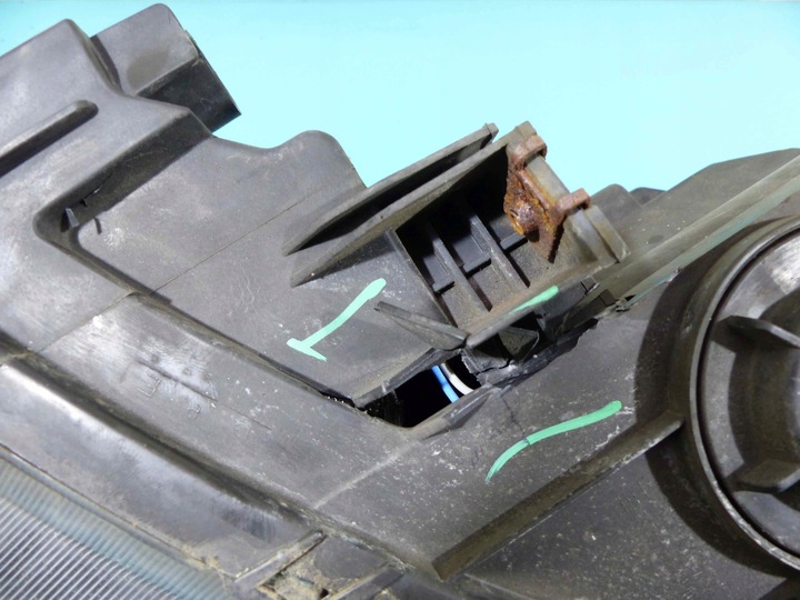 фото №15, Фара правые ксенон led sportage iii 10-15