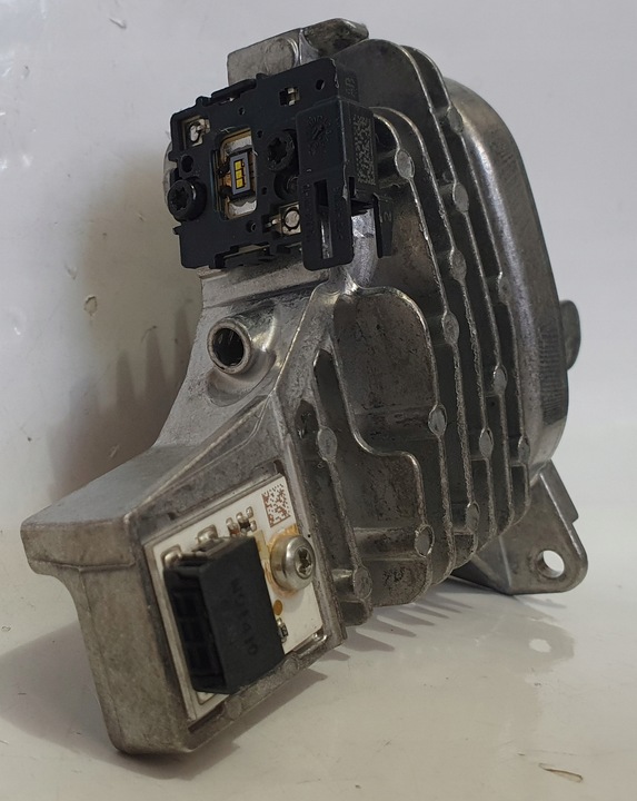 фото №1, Audi a3 8v модуль led drl денні ліва сторона лівий 181.566-01l біла плата