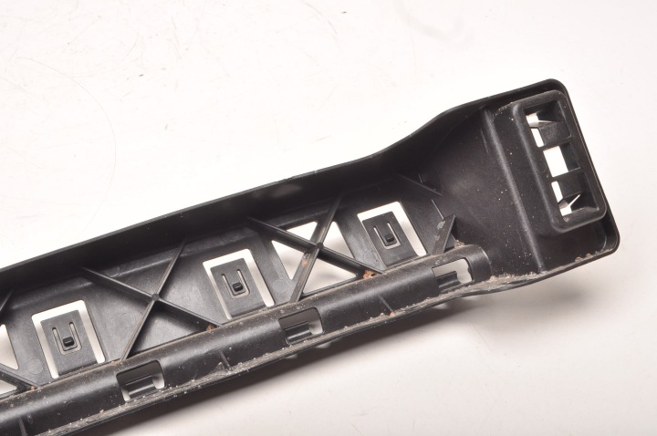 фото №9, Bmw 2 u06 кронштейн  бампера зад 8739145