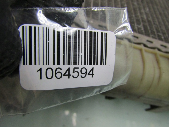 фото №12, Mercedes vito w638 2.2 cdi 00r радиатор основний  6385012701 170120041f