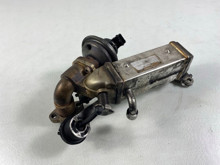 фото №11, Genuine bmw x3 e83 2008 радиатор egr 7805717