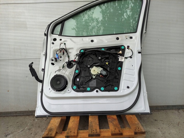 фото №12, Vw volkswagen id4 id.4 дверь правая передние правое перед oem номер 11a831312