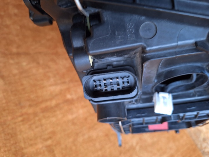 фото №11, Audi q5 8r0 рестайлінг лампа права bi ксенон поворотний led 8r0941032c