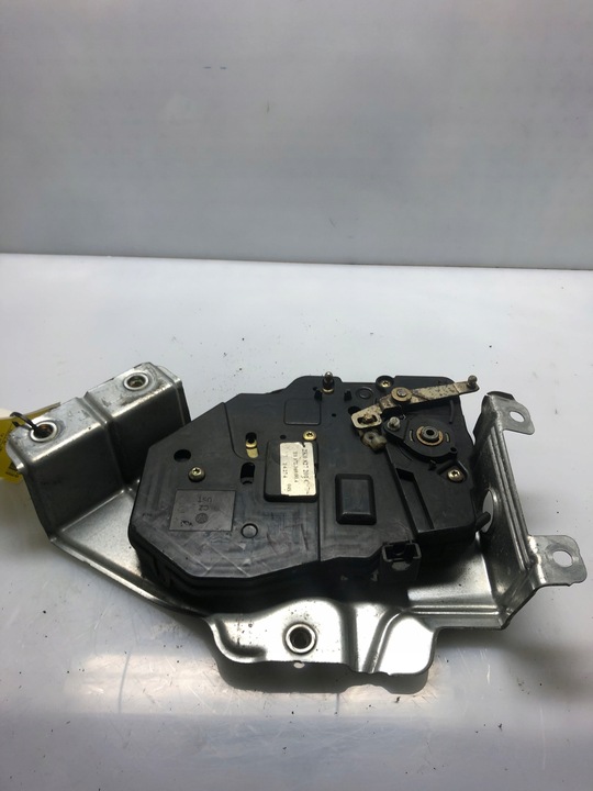 фото №1, Замок дверь 2k0827201c задние vag