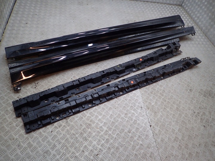 фото №1, Bmw x6m f96 g06 планка порогова накладка підсвічувана ковзун кріплення права