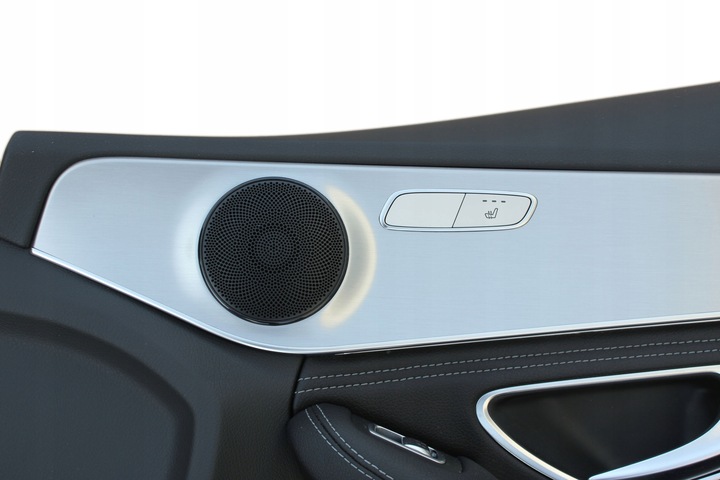 фото №10, Обшивки двері mercedes c-klasa 205 glc 253