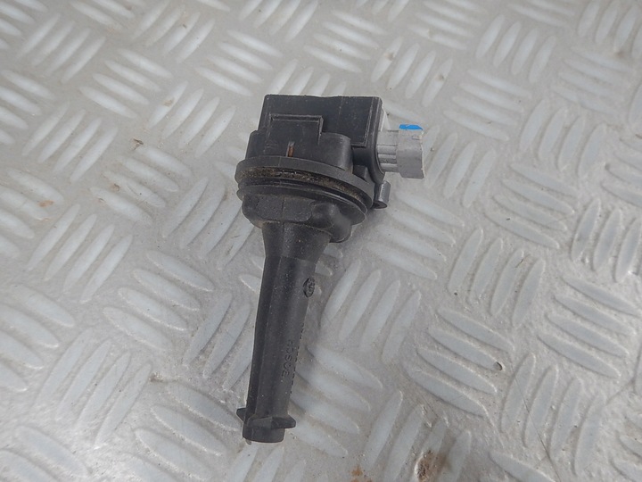 фото №1, Volvo c30 s40 ii v50 c70 2.5t катушка зажигания 30713417