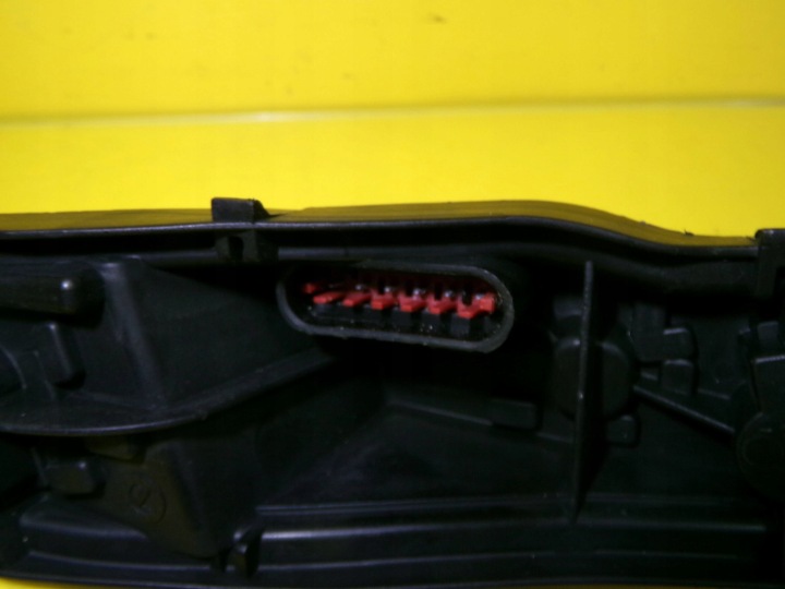 фото №8, Вкладка лампы правое зад smart forfour 27968016 nr282
