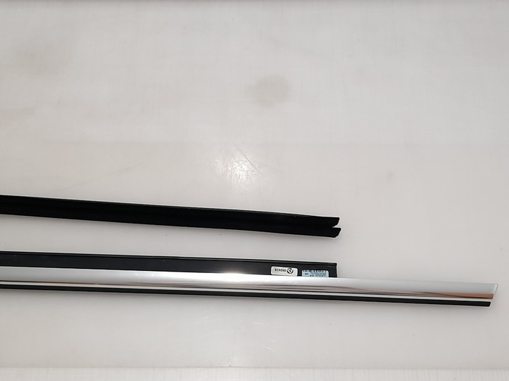 фото №13, Audi a4 b8 рестайлинг 2015r avant планка dekor дверь хром прокладка правый зад eu