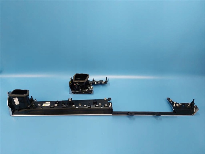 фото №16, Dekor рамка молдинг консоли porsche panamera 971 ii 16-23r 971857716f