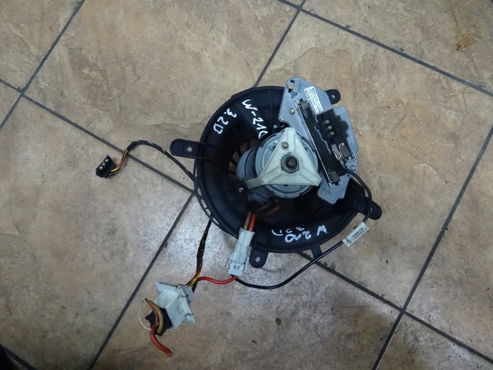 фото №1, W210 3.2 повітродувка резистор резистор a2108211551