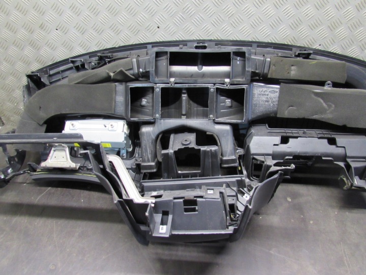 фото №11, Торпедо подушки hyundai i30 i 07-10