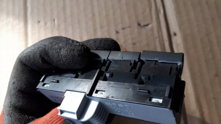 фото №7, S4 b8 a4 панель кнопка памяти сидений 8k0959769 a5 s5