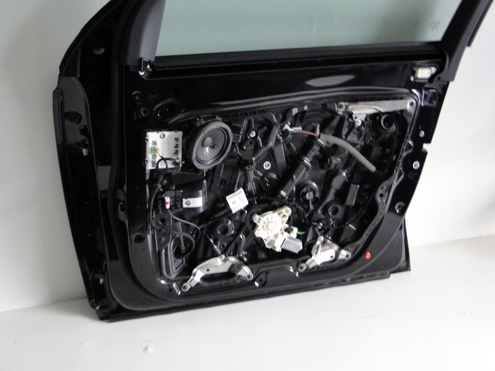 фото №10, Mercedes glc 254 c254 двері передні перед праві купе 197