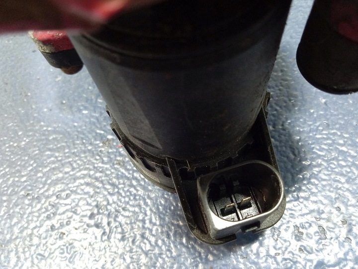 фото №7, Maserati levante суппорт тормозной зад правый задний 06700388370