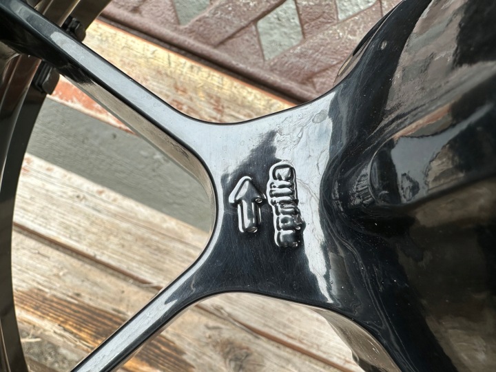 фото №11, Диск мотоциклетна 17'' aprilia rsv4 tuono 6x17 896757 задня