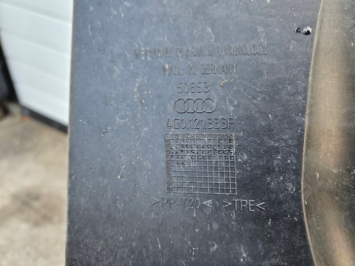 фото №9, Додатковий радіаторів води бокова audi a6 c7 4g 3.0t 3.0 tfsi помпа насос