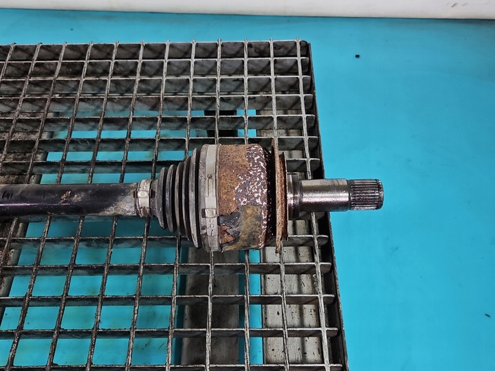 фото №2, Піввісь зад ліва mercedes vito w447 14- 2.2 cdi 136km автомат