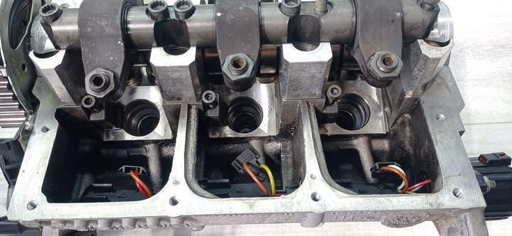 фото №12, Audi a2 1.4 tdi 045103373h головка